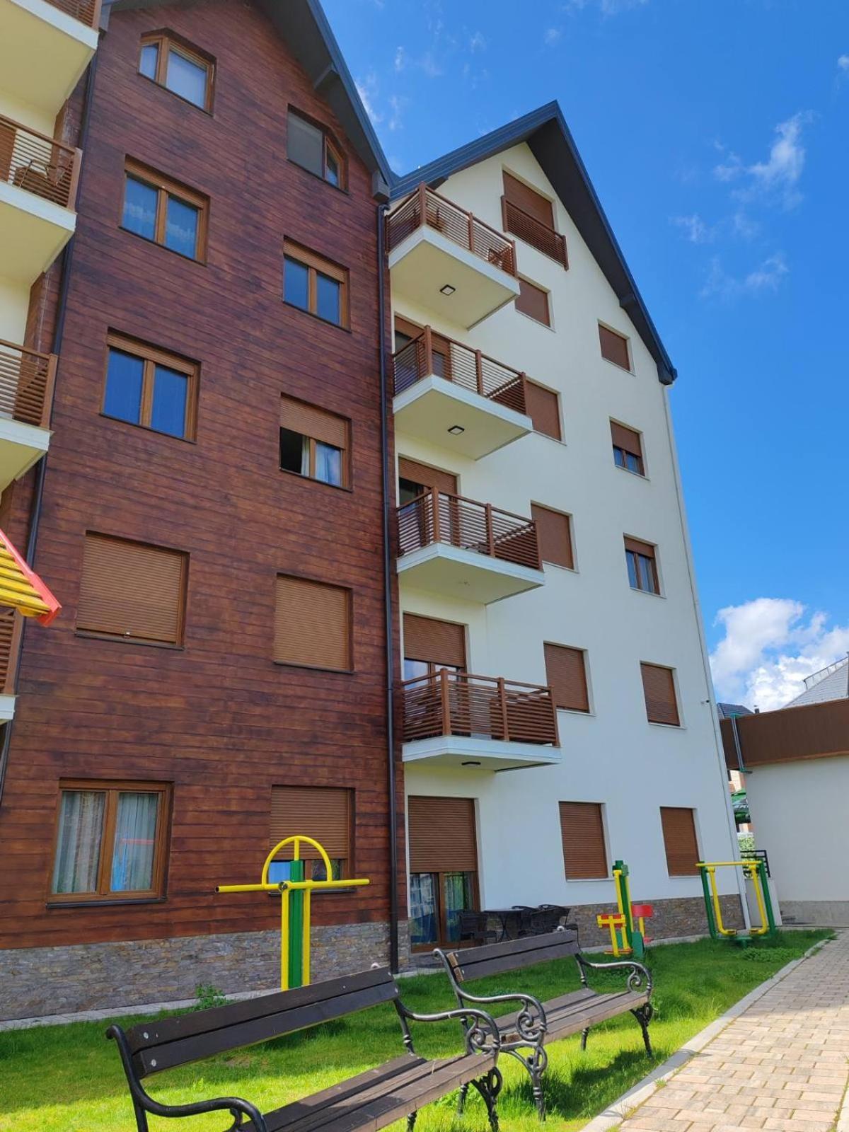 Gold Apartman, Vila Katalina 2 兹拉蒂博尔 外观 照片